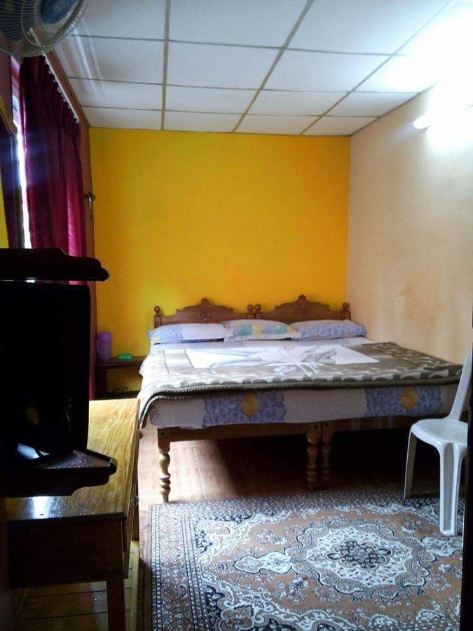 Jj Cottage Мунар Екстериор снимка