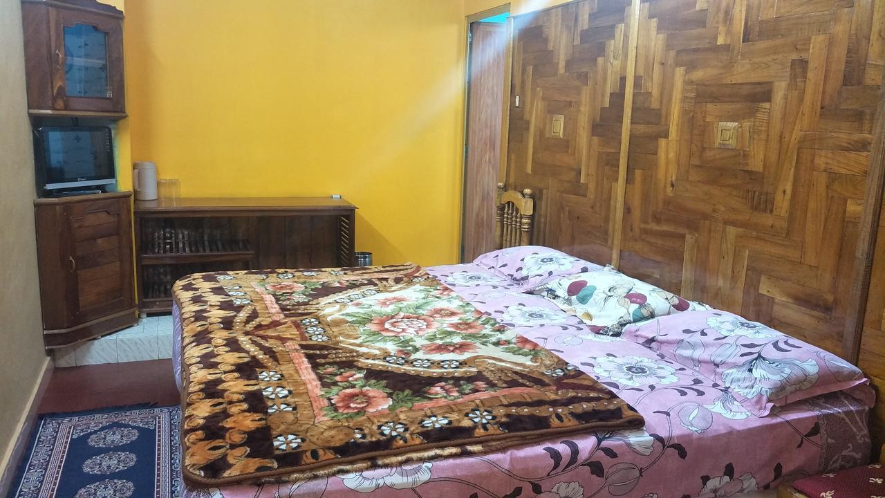 Jj Cottage Мунар Екстериор снимка